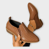 Veronika – Elegantné Slip-On Topánky s Nízkych Opätkom