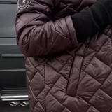 Bogna | Elegantná prešívaná péřová bunda s kapucňou